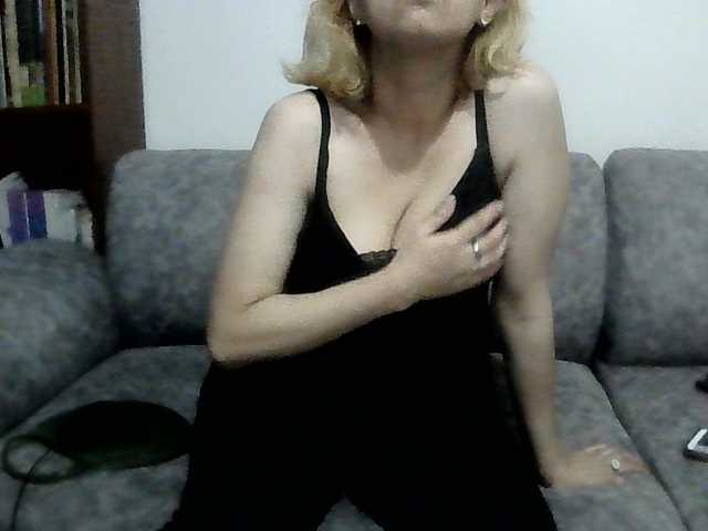 princessxxxsweet's BongaCams show and profile