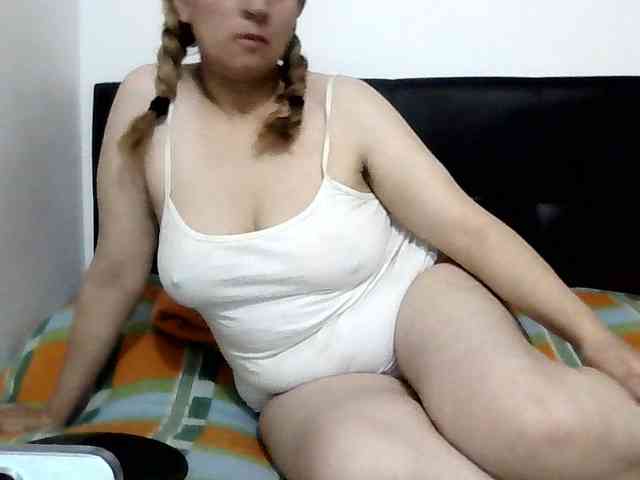 CANDYSWEET8 webcam