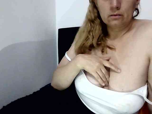 CANDYSWEET8 webcam