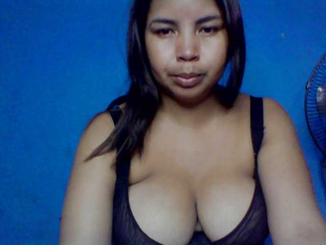 Rianah's BongaCams show and profile