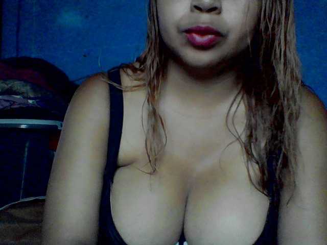 Webcam performer Rianah online show Rianah