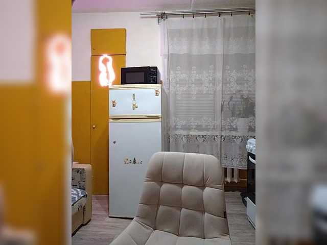  SadieMabelle chat room