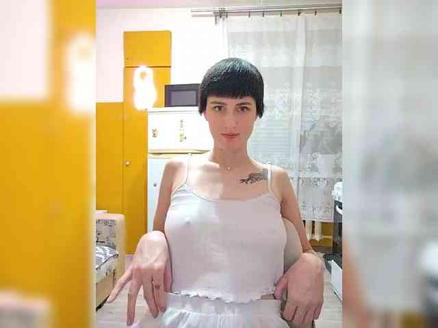 Tina_Valin webcam
