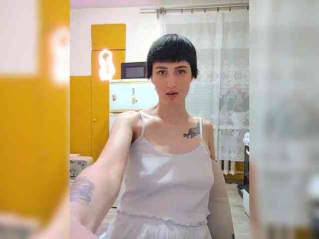Tina_Valin webcam