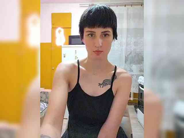 Tina_Valin webcam