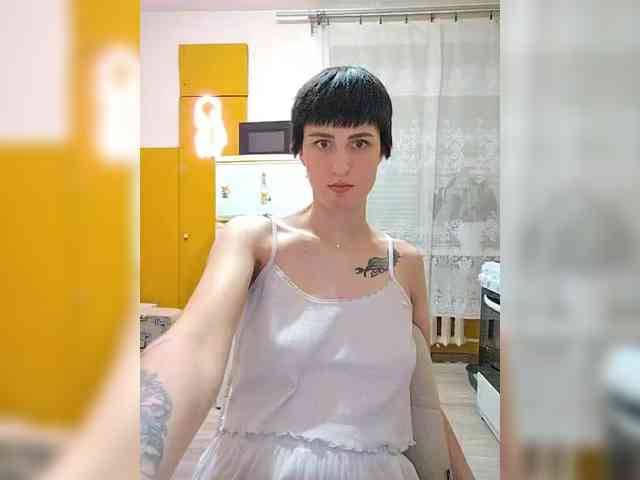 Tina_Valin webcam