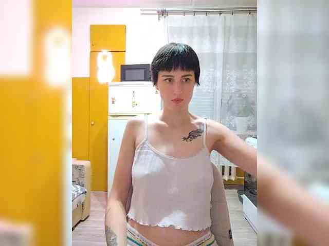 Tina_Valin webcam