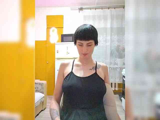 Tina_Valin webcam