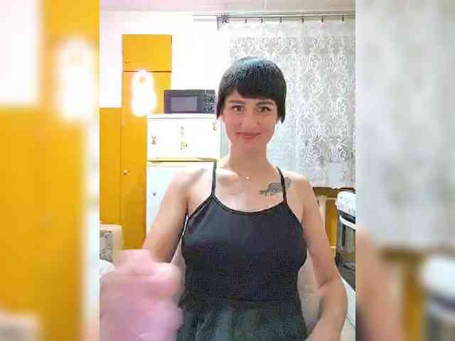 Tina_Valin webcam
