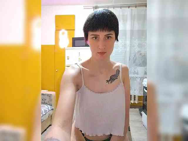 Tina_Valin webcam
