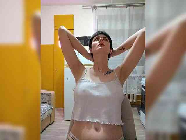 Tina_Valin webcam