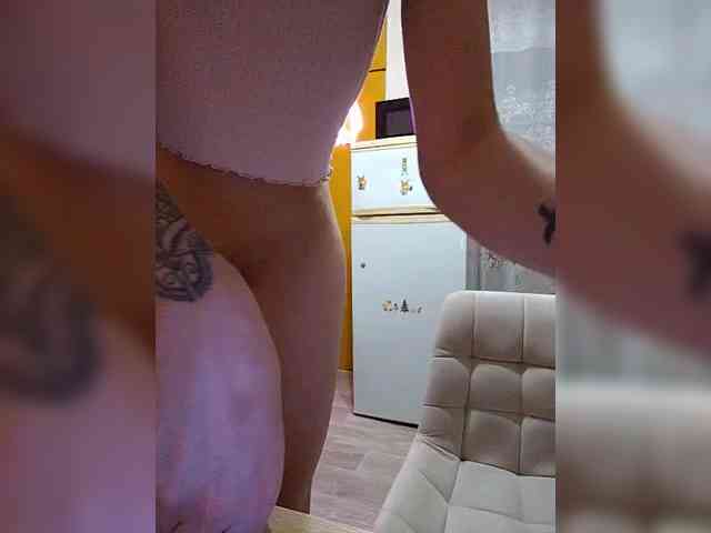 Tina_Valin webcam