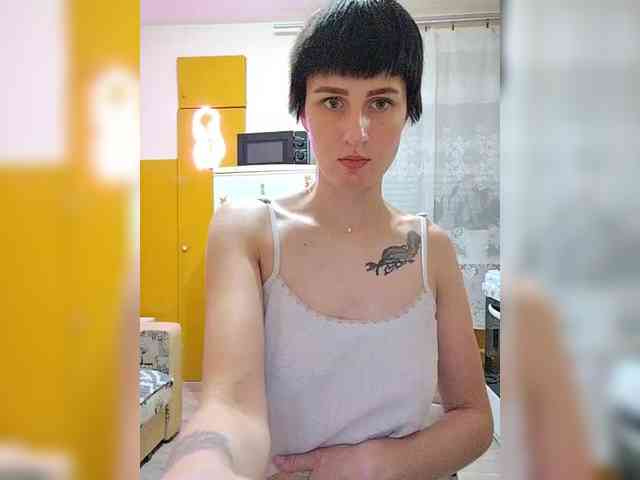 Tina_Valin webcam
