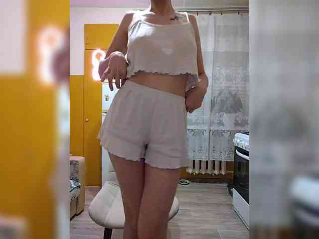 Tina_Valin webcam
