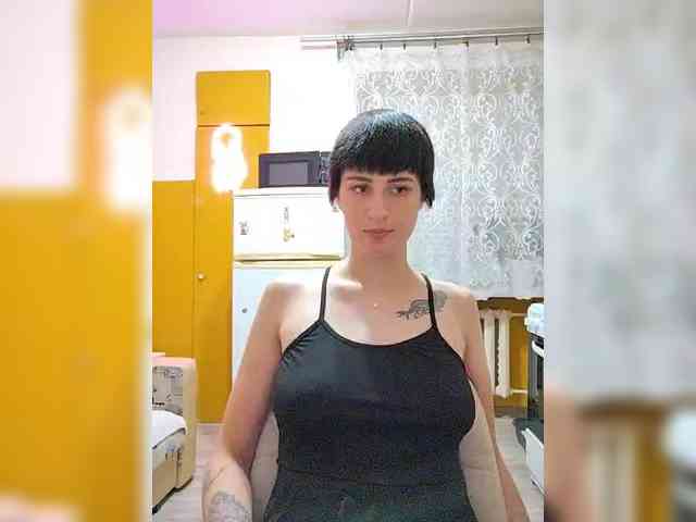 Tina_Valin webcam