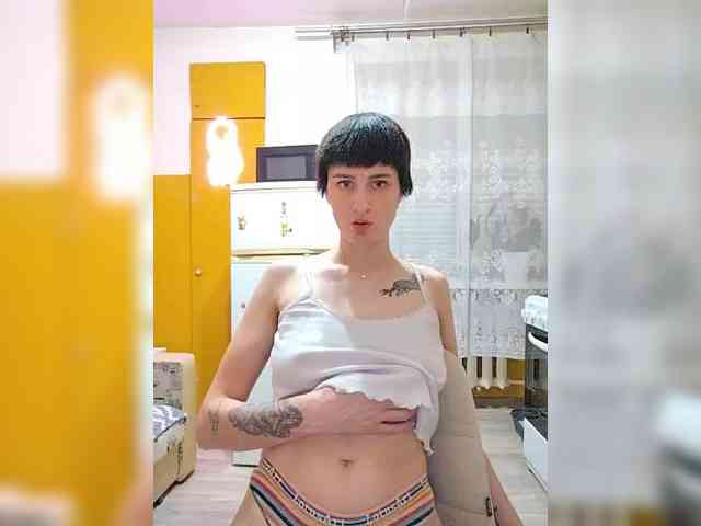 Tina_Valin webcam