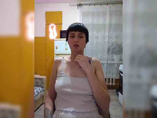 Tina_Valin webcam