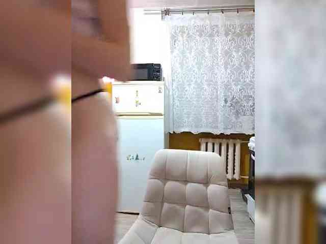 Tina_Valin webcam