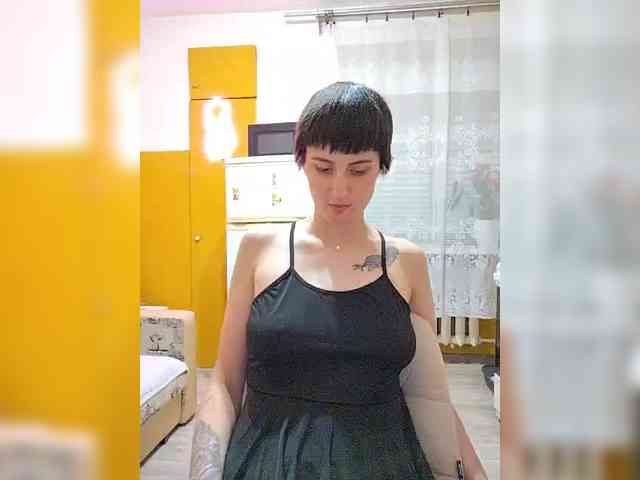 Tina_Valin webcam