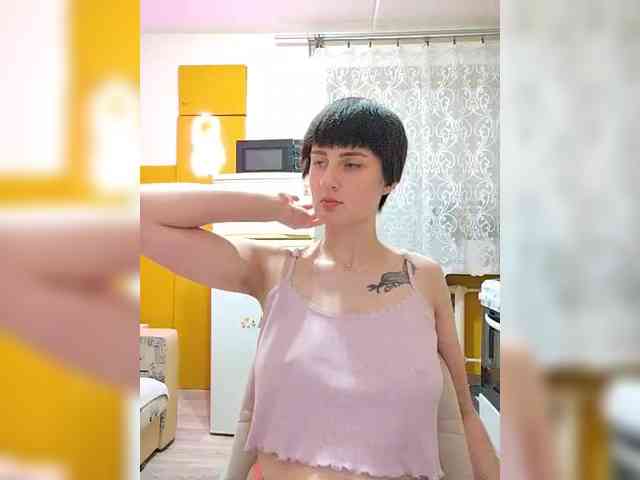 Tina_Valin webcam