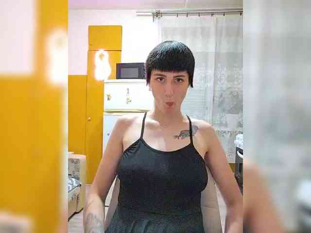 Tina_Valin webcam