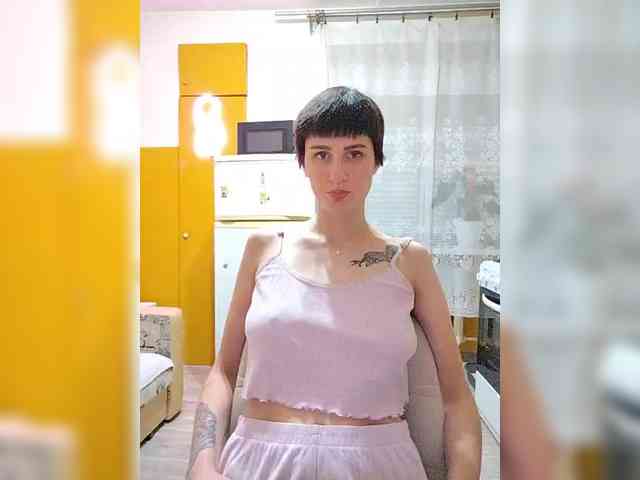 Tina_Valin webcam