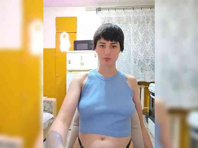 Tina_Valin webcam