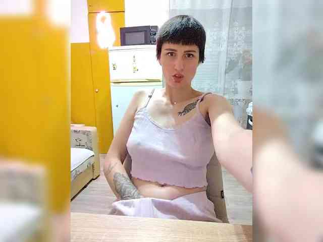 Tina_Valin webcam