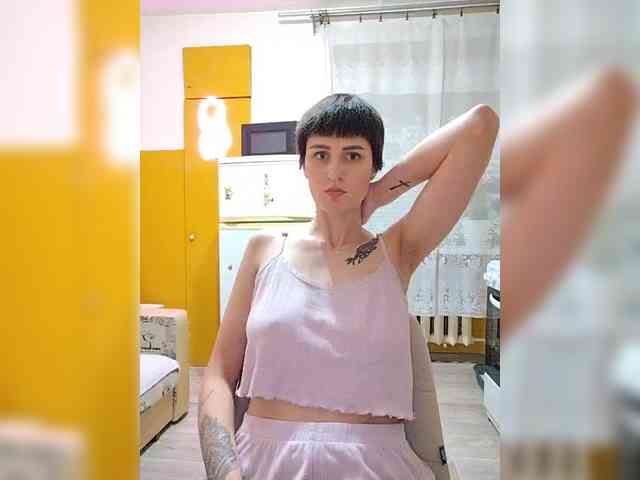 Tina_Valin webcam