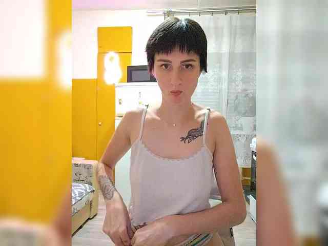 Tina_Valin webcam