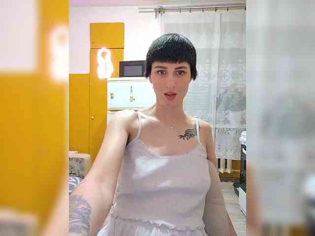 Tina_Valin webcam