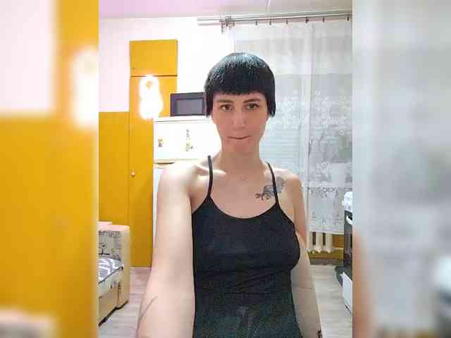 Tina_Valin webcam