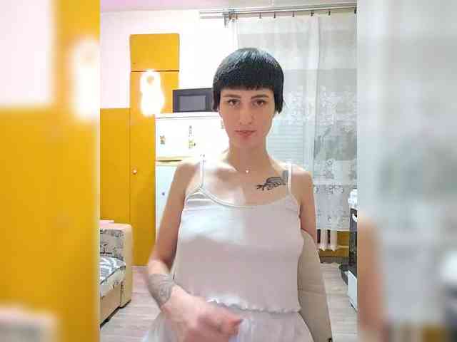 Tina_Valin webcam