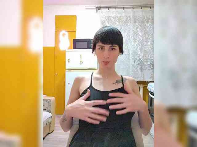 Tina_Valin webcam