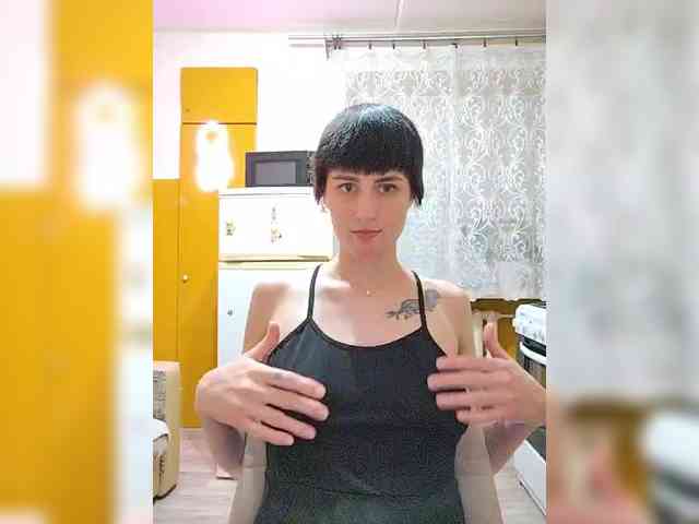 Tina_Valin webcam