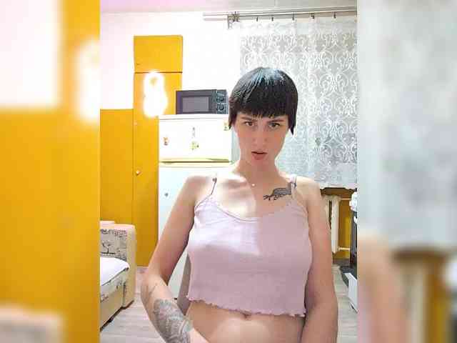 Tina_Valin webcam