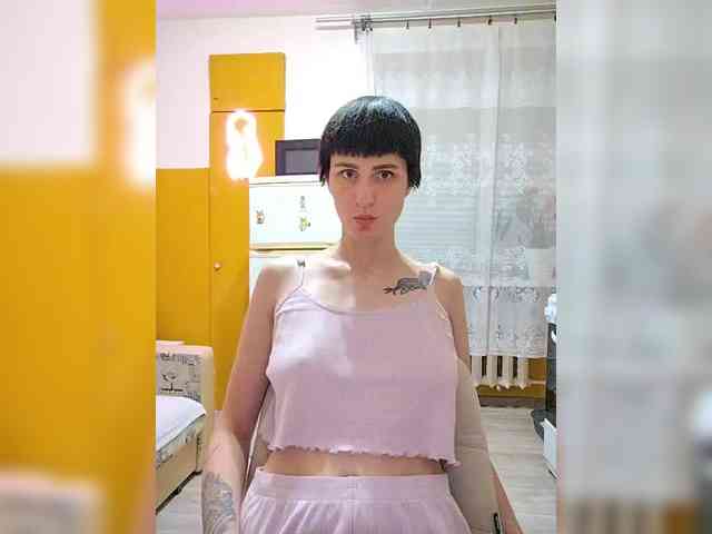 Tina_Valin webcam
