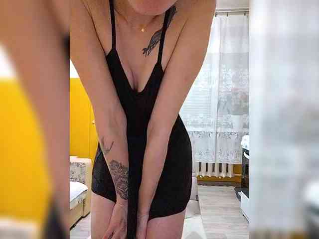 Tina_Valin webcam