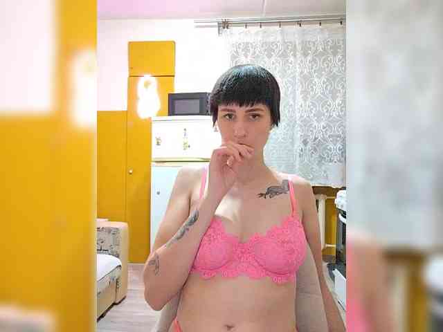 Tina_Valin webcam