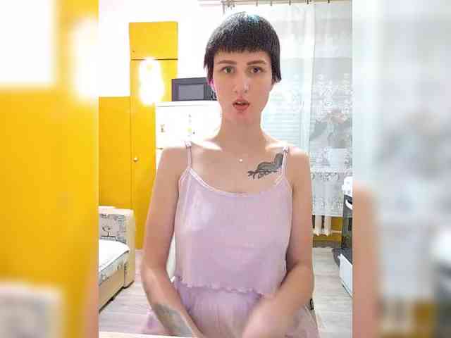 Tina_Valin webcam