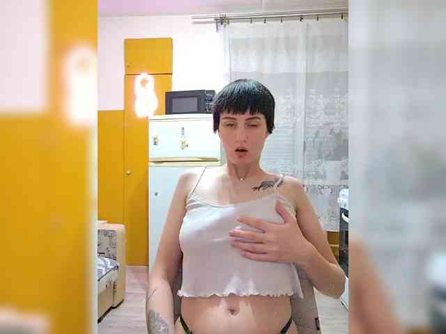 Tina_Valin webcam