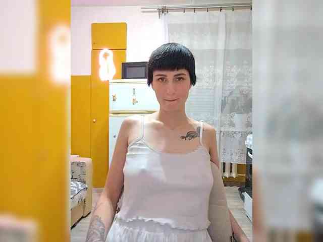 Tina_Valin webcam