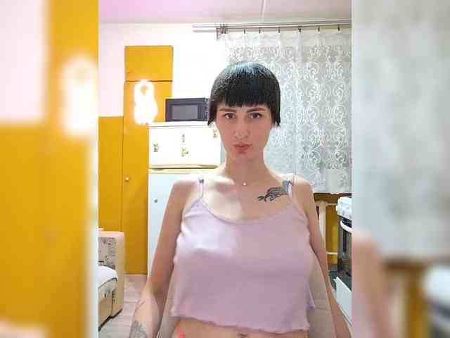 Tina_Valin webcam