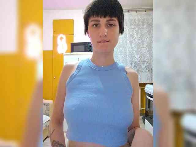 Tina_Valin webcam