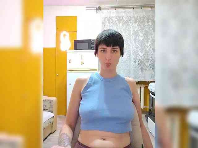Tina_Valin webcam