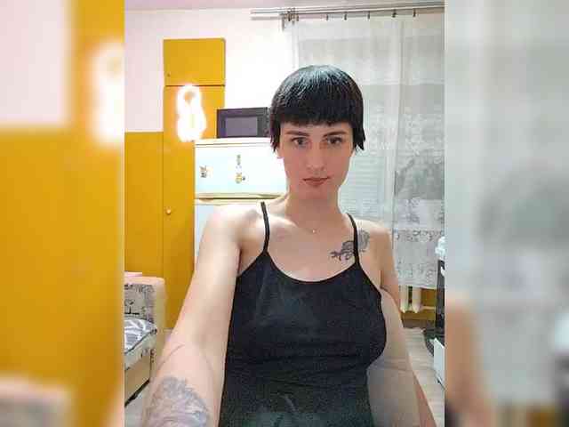 Tina_Valin webcam