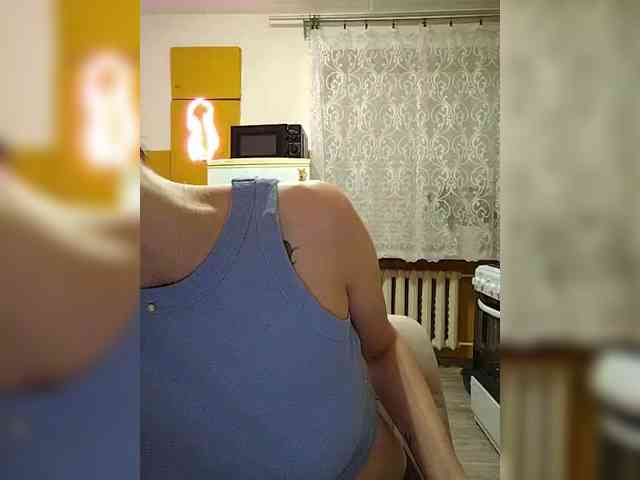Tina_Valin webcam