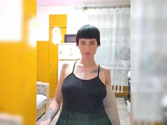 Tina_Valin webcam