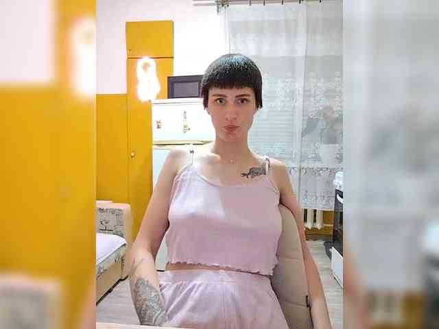 Tina_Valin webcam