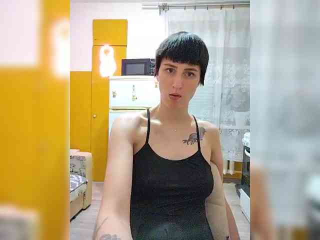 Tina_Valin webcam